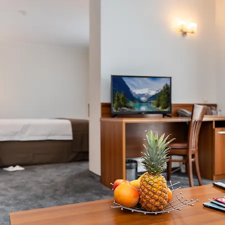 Hotel Panorama - Free Ev Charging Station Warna