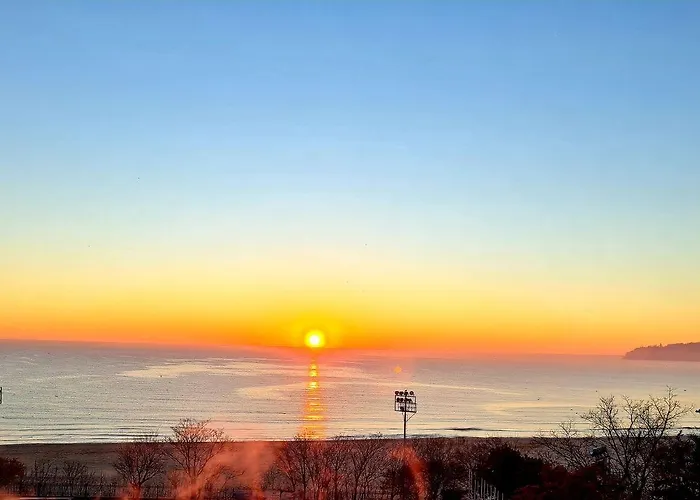 Panorama - Free Ev Charging Station Hotel