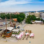 Hotel Panorama - Free Ev Charging Station 4*