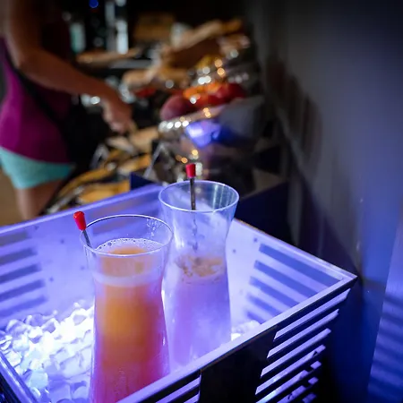 Panorama - Free Ev Charging Station Hotel